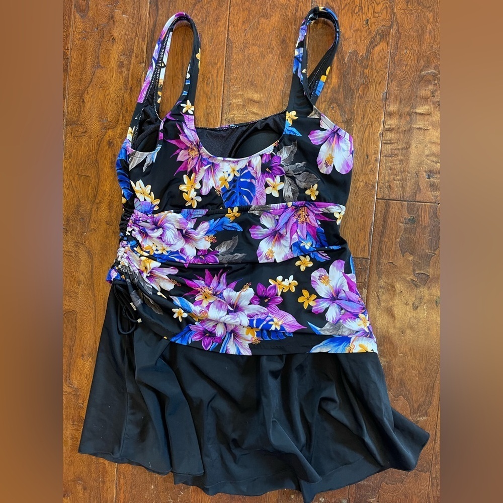 Rose Marie Reid Black & Colorful Floral Print Swimdress with Tummy Control - Picture 4 of 8